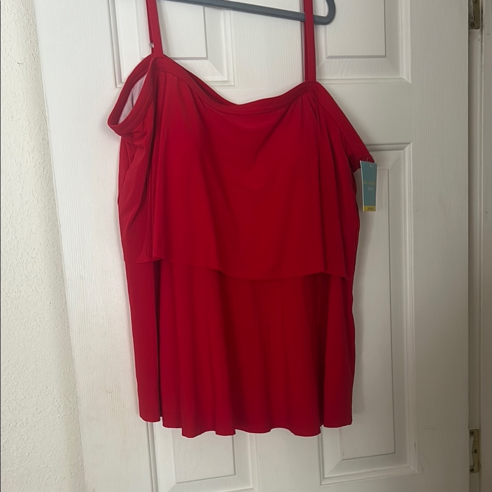 Red Women's bathing suit top 3x